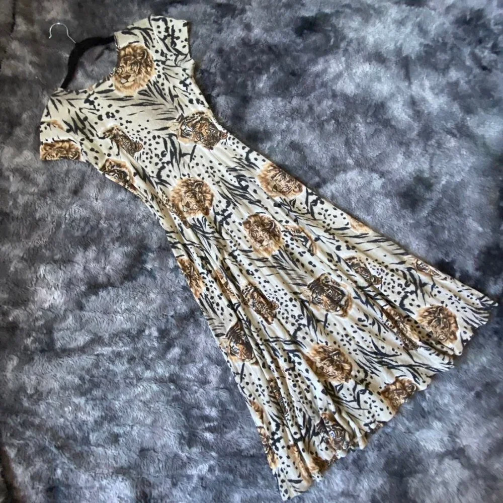VTG La Fete Jungle Print Midi Dress